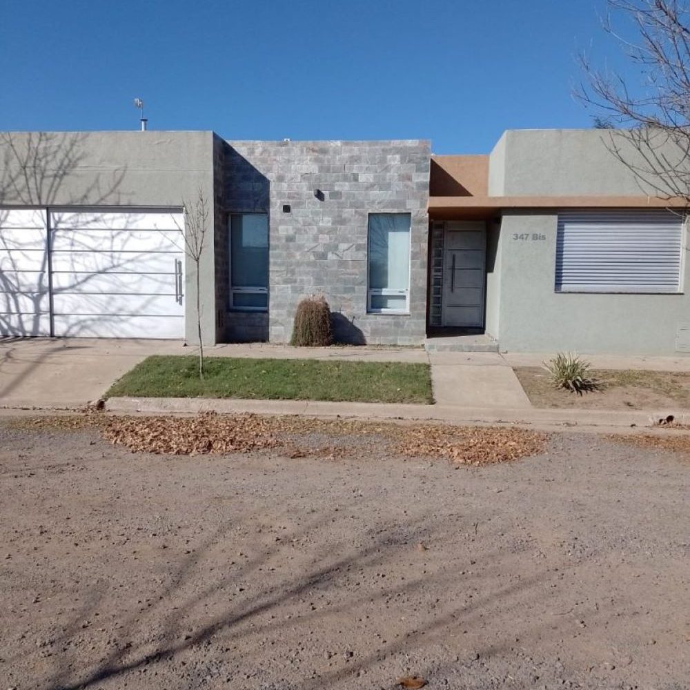 VENTA CASA DRA. LILIANA STEFANO 347 BIS